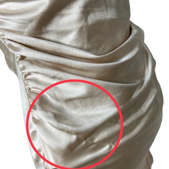 Hunnie Mini Dress in Creme Line & Dot Revolve Size small NWT - Picture 13 of 13